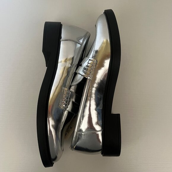 A New Day Silver Jordan Loafers Metallic Finish & Black Sole Womens Size 10 NWT - Picture 3 of 12